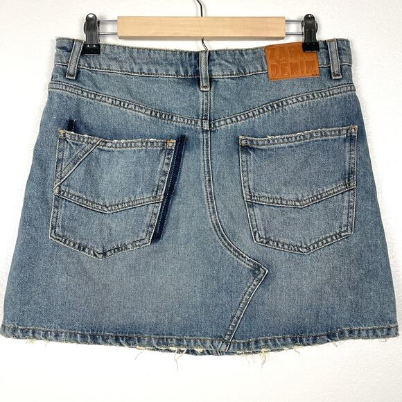 Zadig & Voltaire 40/Medium Denim Distressed Medium Wash Juice Mini Jean Skirt - Picture 6 of 9